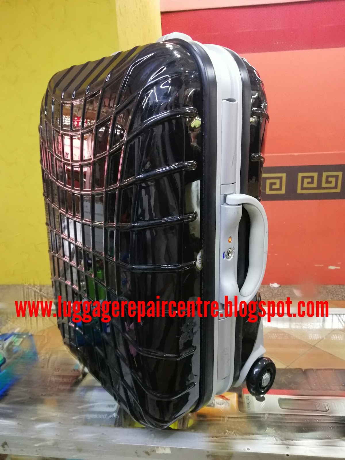 Luggage repair, Luggage wheel repair, Luggage wheel replacement