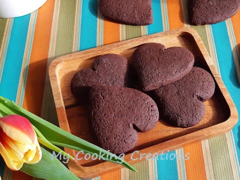 Шоколадови бисквити *Туптящи сърца* Biscotti frollini con cacao tipo Batticuori