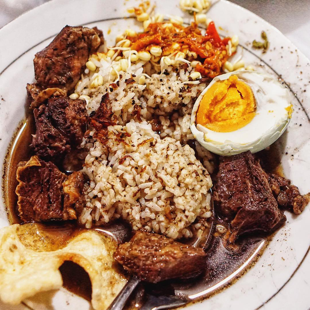 Rawon Setan Mbak Endang - Wisata Kuliner Surabaya