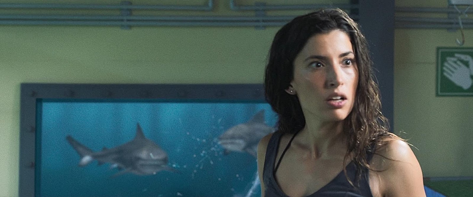 Films Et Séries Tv Avec Tania Raymonde DVD & Blu-ray: DEEP BLUE SEA 3 (2020) Starring Tania Raymonde | The
