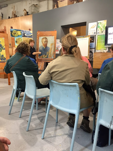 Feeds Items By Regine