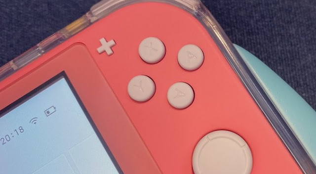 Nintendo Switch Lite com dois botões A é fabricado por engano