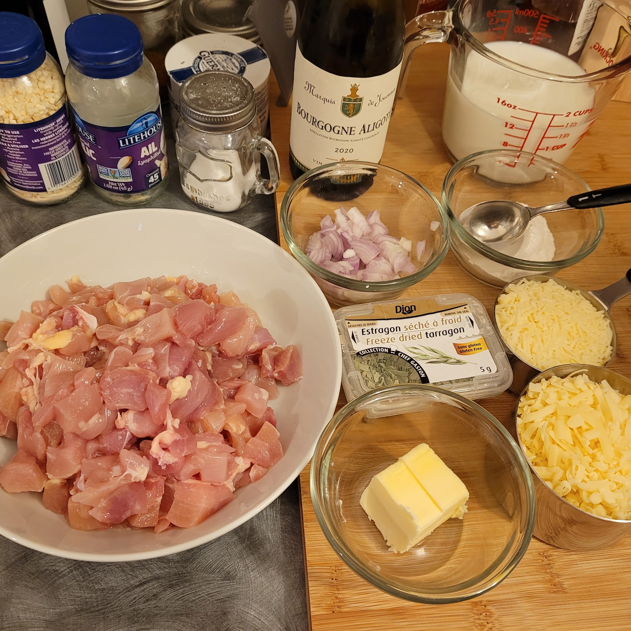 Cauliflower, Tarragon, Chicken Creamy Penne