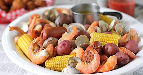 The Galley Gourmet: Low Country Boil