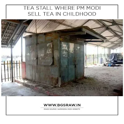 Narendar modi tea stall at Gujarat Railway Station