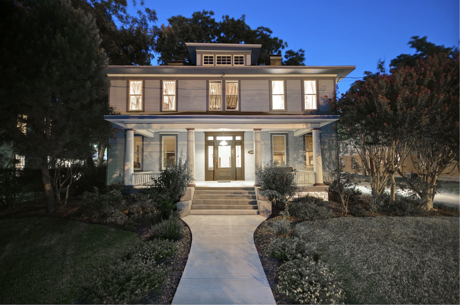 Historic Home for Sale 4203 Junius St. Historic Home for Sale 499,999