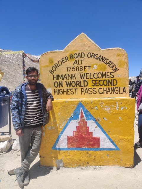 Hitchhiking Experiences In Ladakh changla pass