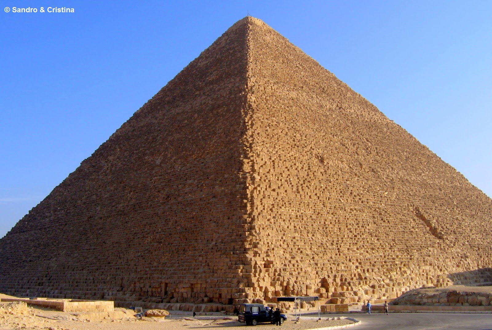 Sandro & Cristina: Egitto - Piana di Giza - Piramide di Cheope