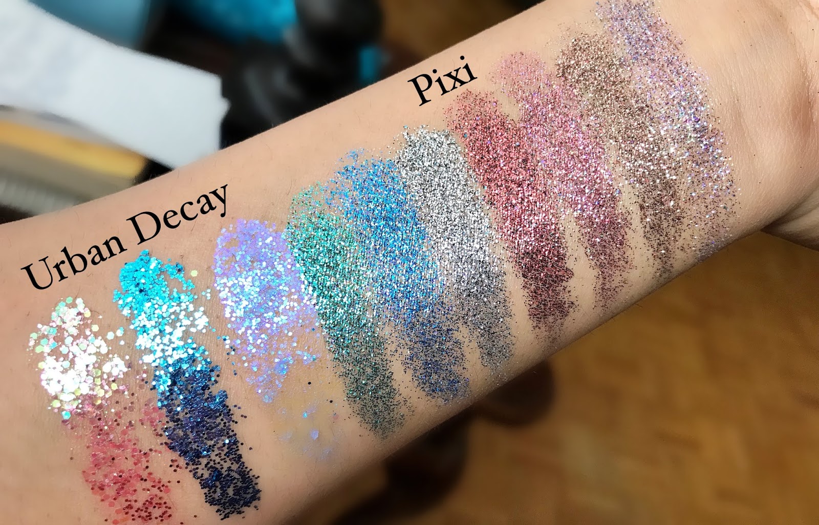 Diary of a : Glitter Makeup You Need to Try | Decay Heavy Metal Glitter Gel Pixi Glitter-y Eye