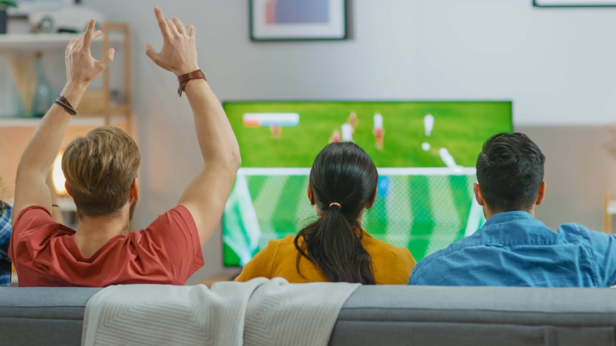 How To Turn Watching Sports Games Into Fun Family Events