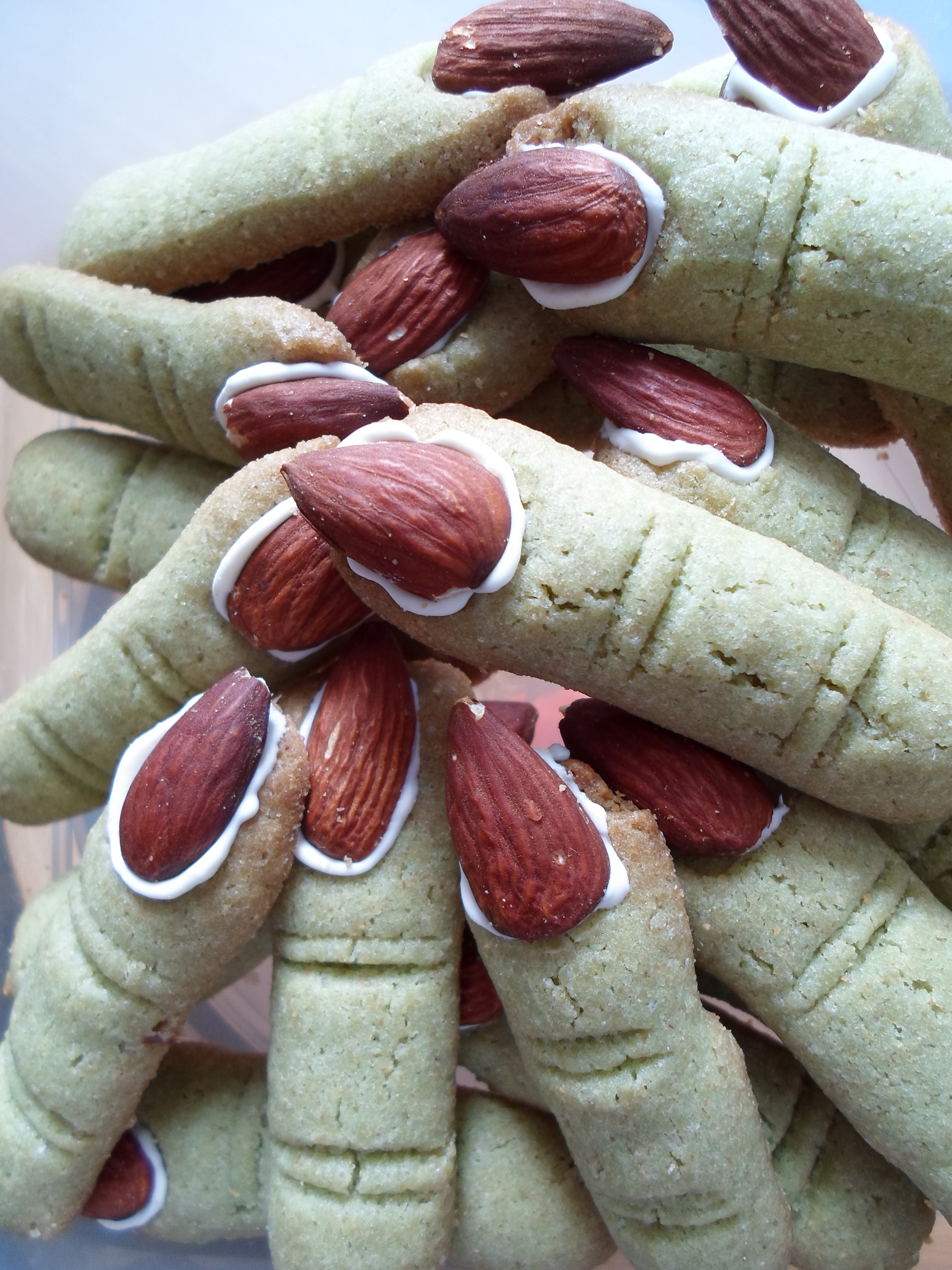 Happier Than A Pig In Mud Whole Wheat Spritz Cookies Witch Fingers