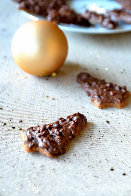 Sablés-sapin-chocolat-noisette-Bouilet