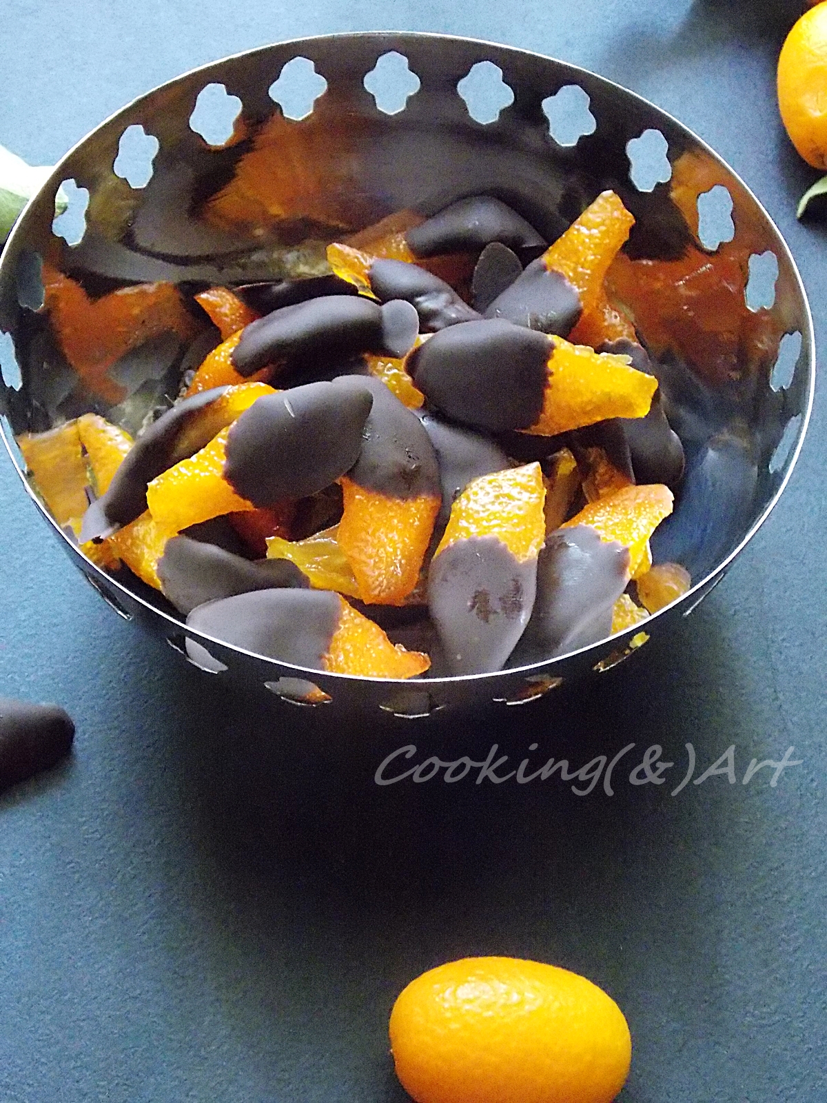 Σοκολατένια κουμκουάτ / Chocolate dipped kumquats Cooking & Art by