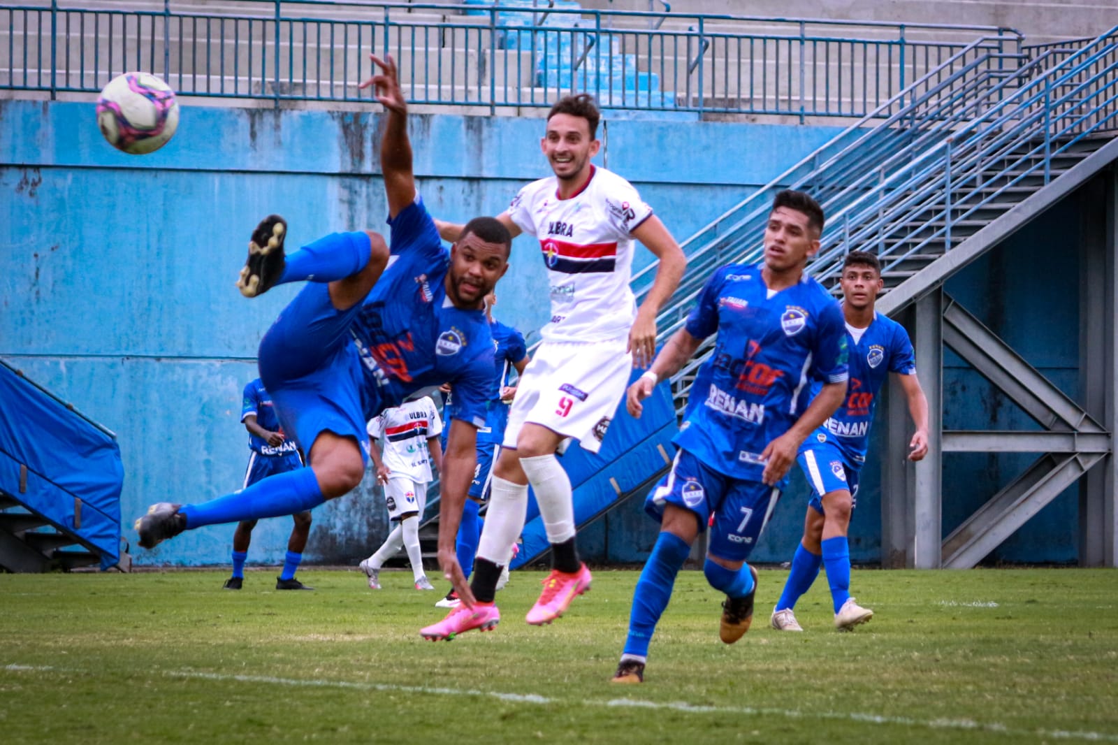 Remo emplaca 2 jogadores e técnico Felipe Conceição na Seleção da 12ª  rodada da Série B