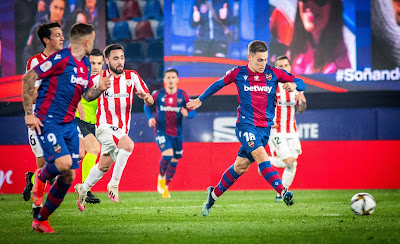 Lágrimas desconocidas por el Levante UD