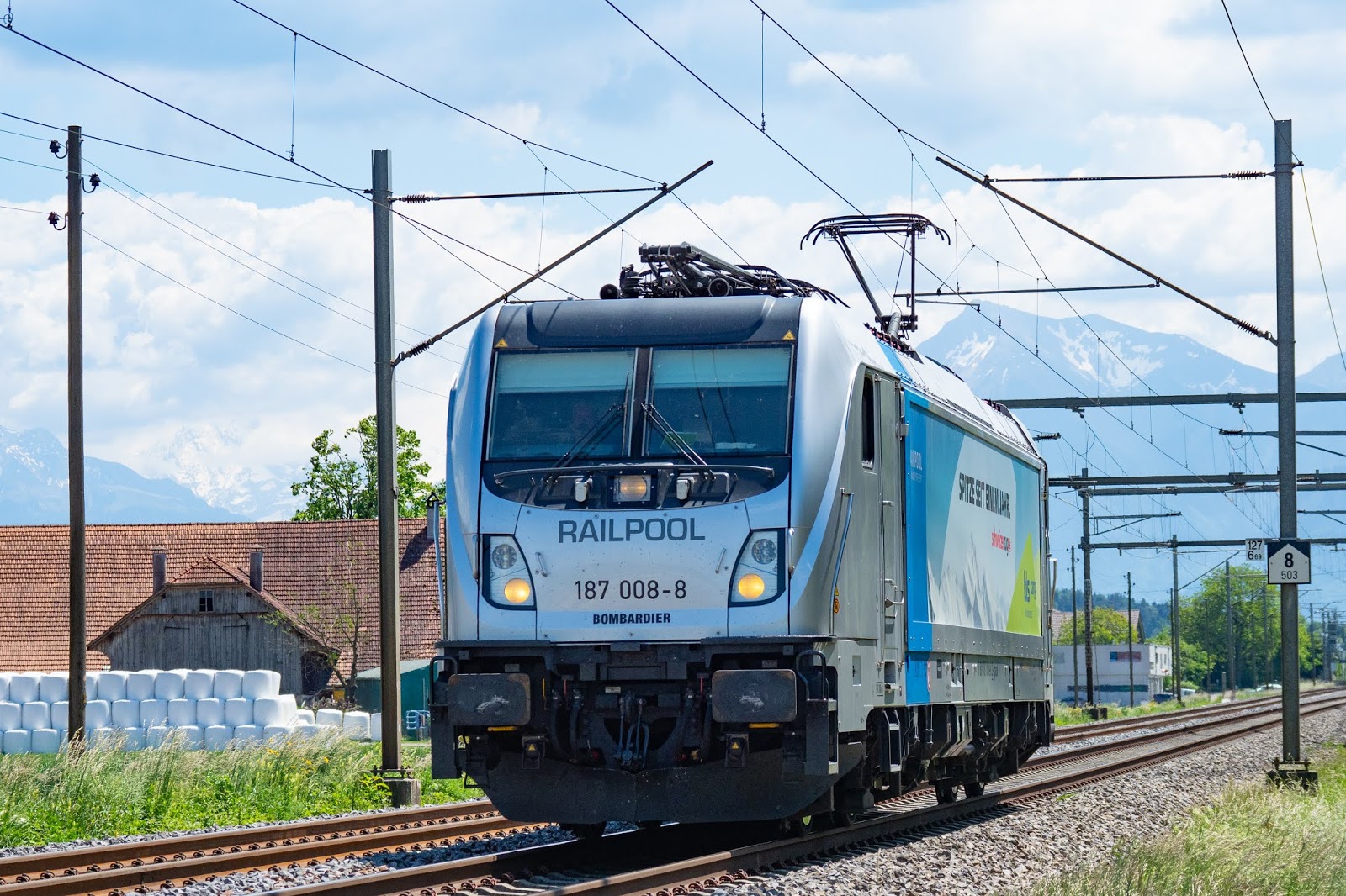 ÖFFENTLICHER VERKEHR: Bombardier BR 187 RailPool BLS Cargo BR 187 008-8