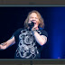 Axl Rose é chamado de 'mulher horrenda' no seriado 'American Dad'