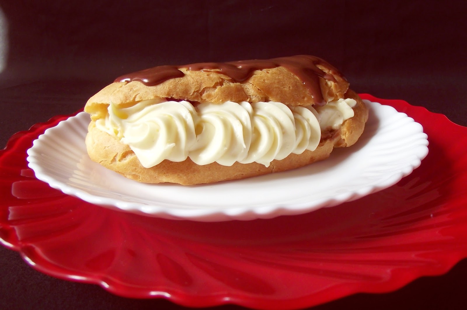 Eclere  cu cremă de vanilie