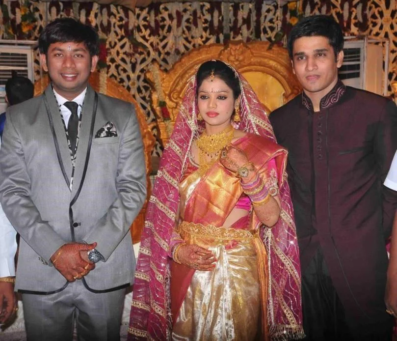 nikhil arya married