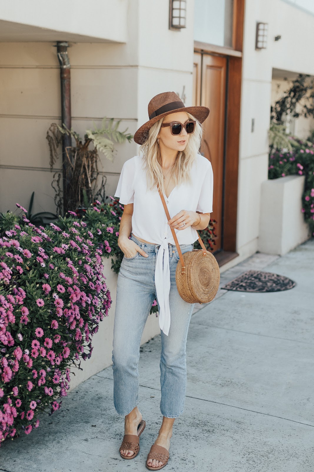 Casual spring outfit with slide sandals | Love, Lenore