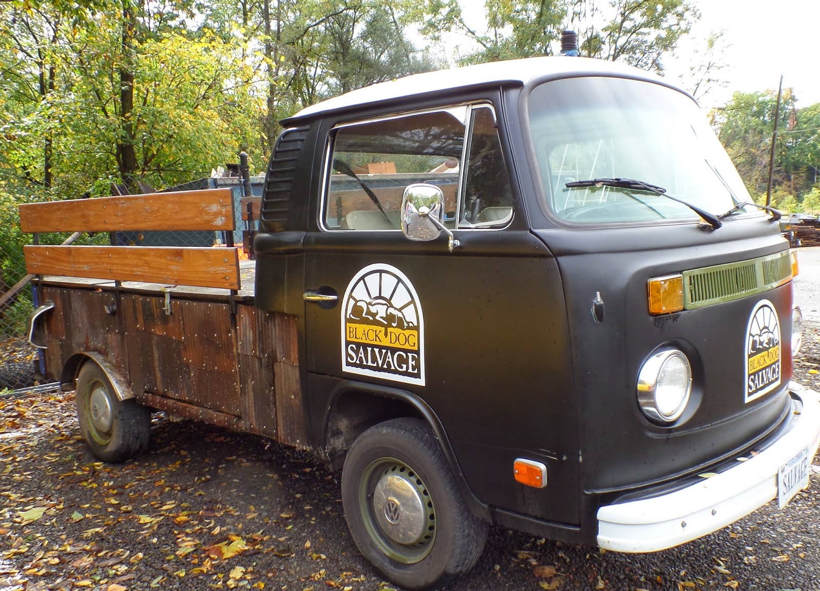 Shenandoah Gateway Farm Black Dog Salvage