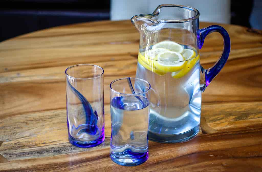 15 Benefits of Drinking Lemon Water in the Morning 15 Benefits of Drinking Lemon Water in the Morning