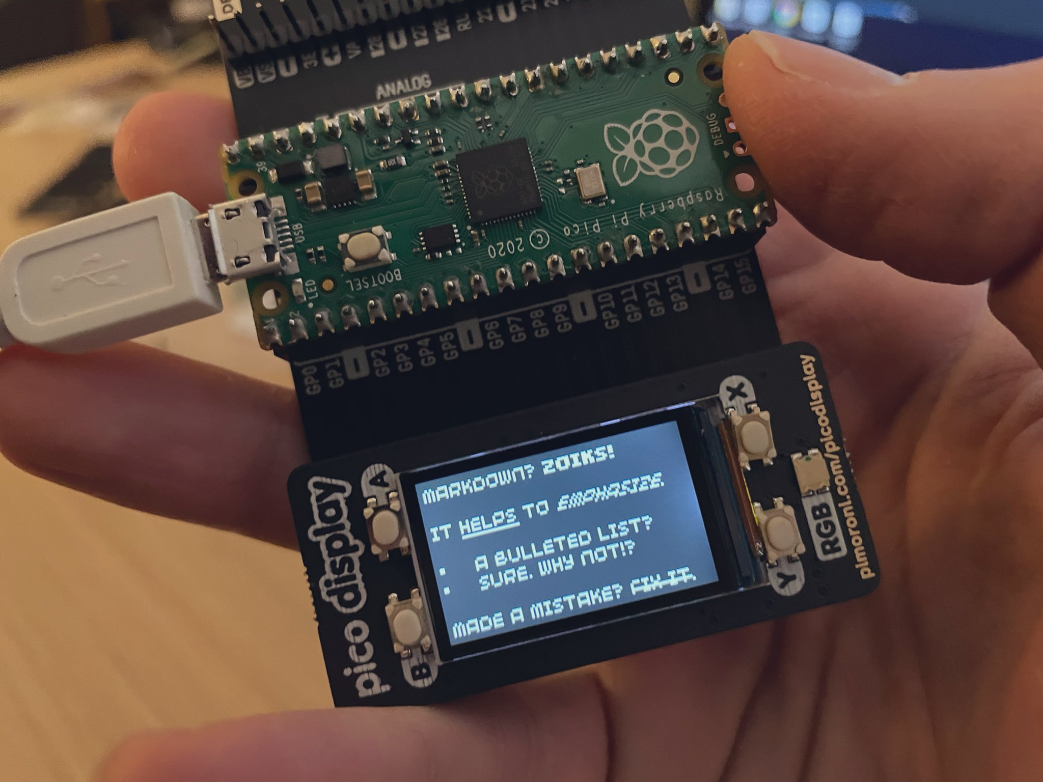 Review: Get started with MicroPython on Raspberry Pi Pico