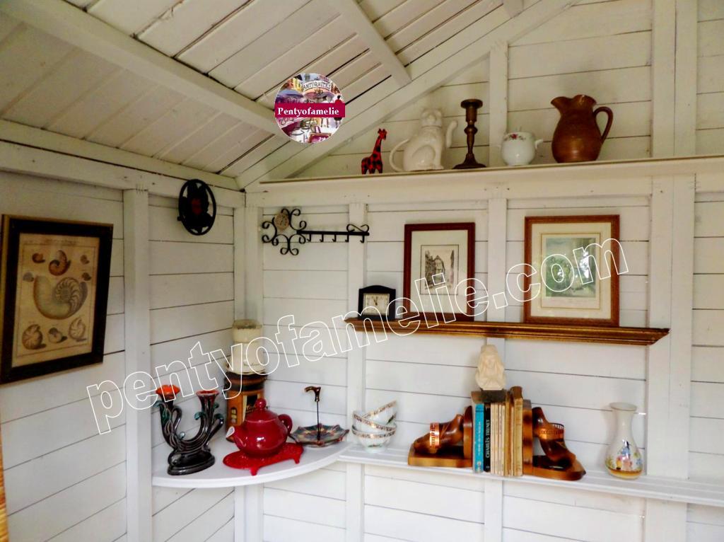 French Cottage Farmhouse Vintage Decor