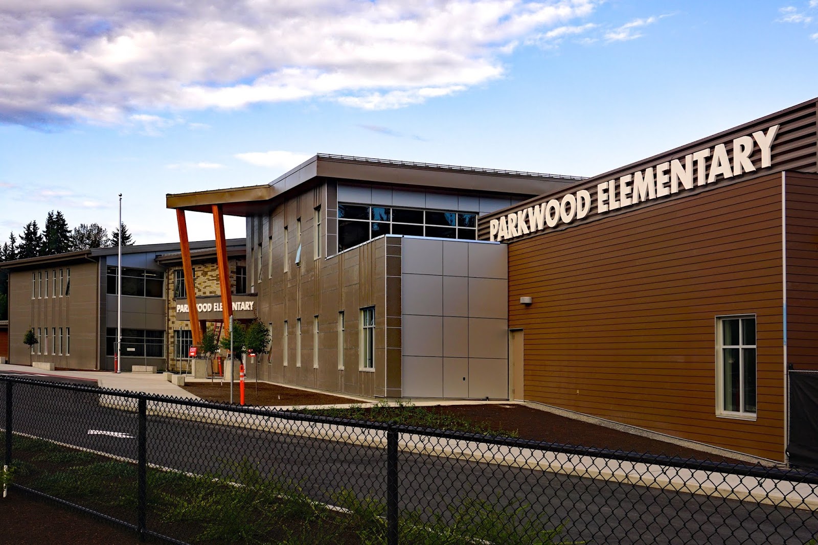 Shoreline Area News Looking good New Parkwood elementary