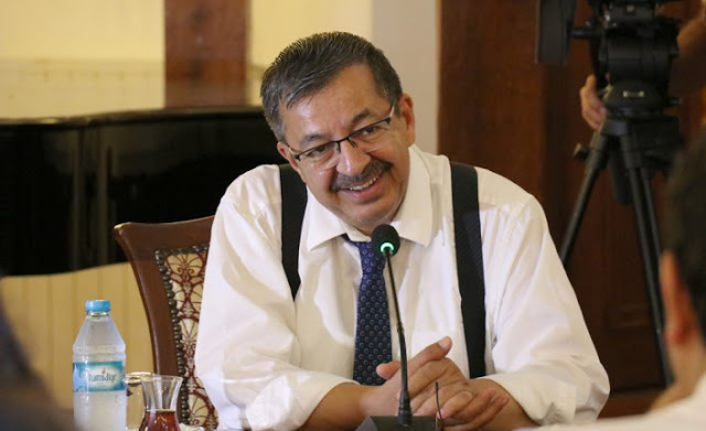 Hayati İnanç kimdir? aslen nereli? kaç yaşında? mesleği ne? biyografisi ve hayatı hakkında kısa bilgi. Hayati İnanç kimdir? aslen nereli? kaç yaşında? mesleği ne? biyografisi ve hayatı hakkında kısa bilgi.