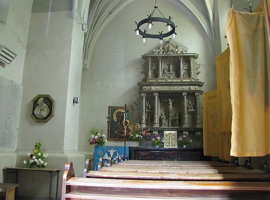 Renesansowy ołtarz (1588 r.) w kaplicy Maltzanów w kościele św. Jana Ewangelisty w Paczkowie.