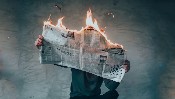 El control de los medios de Comunicación | por Noam Chomsky El control de los medios de Comunicación | por Noam Chomsky