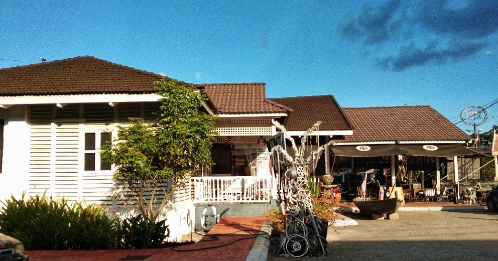 Sarang Art Hub Cafe Milik Pengarah Terkenal Mamat Khalid Di Tanjung Malim
