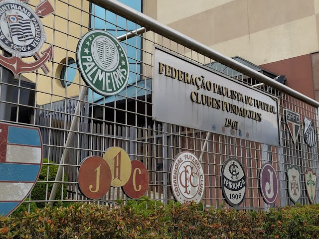 Paulistão paralisado