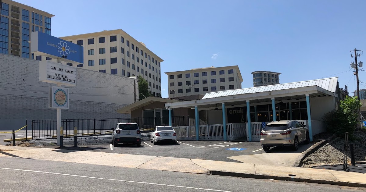 Tomorrow's News Today Atlanta [EXCLUSIVE] Four Fat Cows Opening Ice