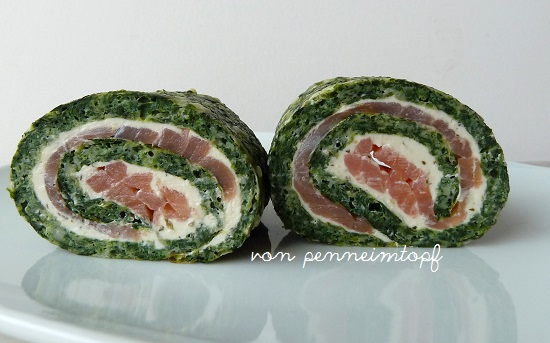 Penne im Topf: Räucherlachs - Spinat - Rolle