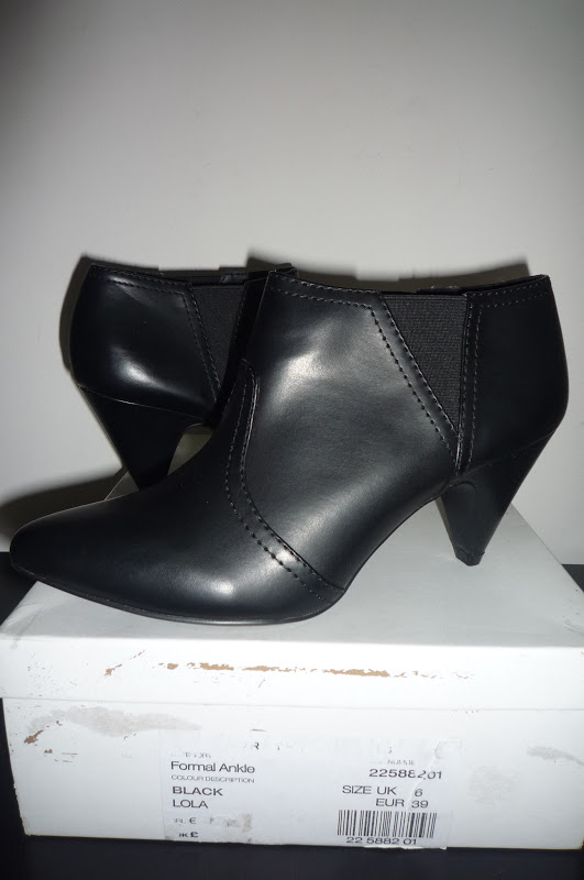 dorothy perkins flat ankle boots