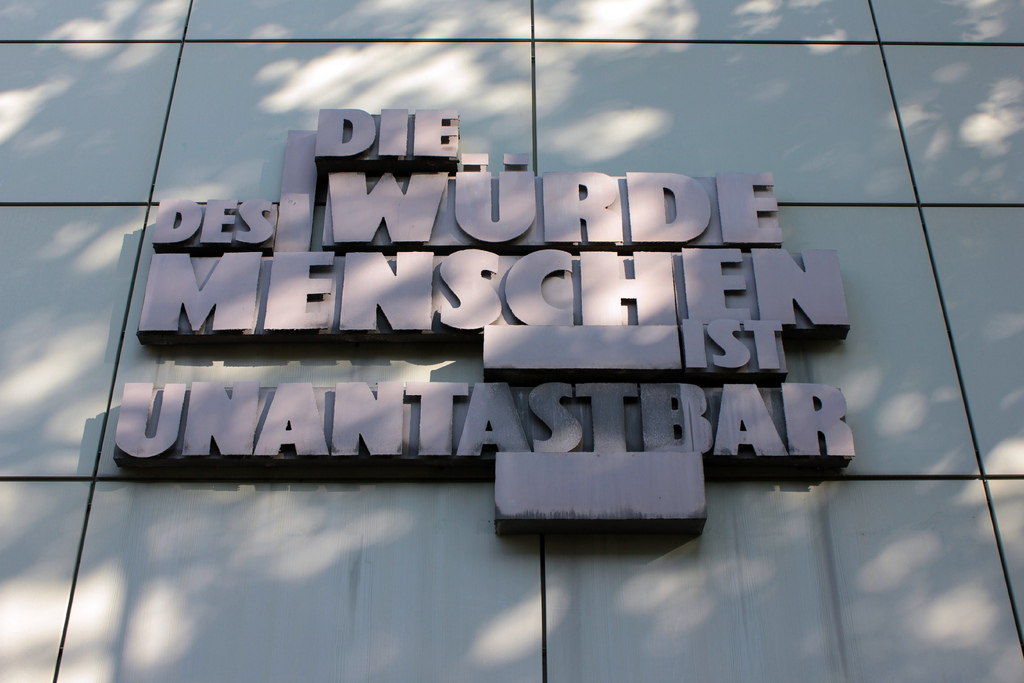 BÜB+ Bürger für Überlingen Der §1 des Grundgesetzes