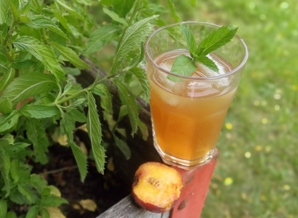 Barbaras Spielwiese: Peach Iced Tea (Pfirsich-Eistee)