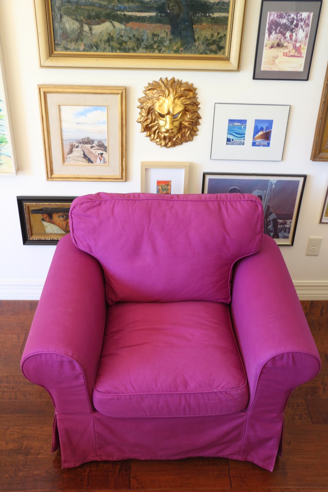 Dusty Coyote Dyeing an Ektorp Slipcover