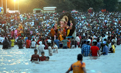 Ganesh Visarjan 2023 in Mumbai (Ganpari Nimajjanam Photos)