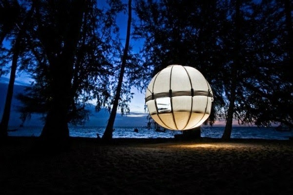 Original and lightweight structures for camping comfortably