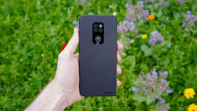 Motorola Defy (2021) Review