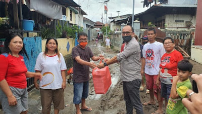 BSG Salurkan Ratusan Makanan Siap Saji Kepada Warga Terdampak Banjir di Manado