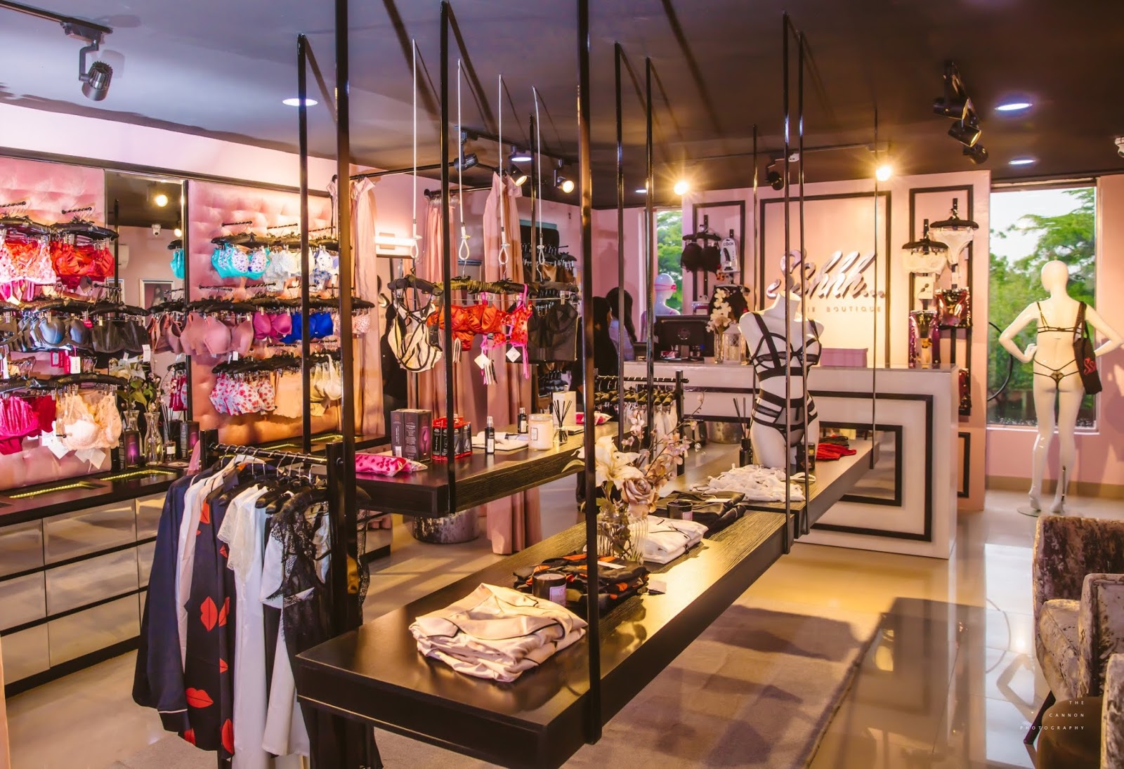 Luxury lingerie store Clearance