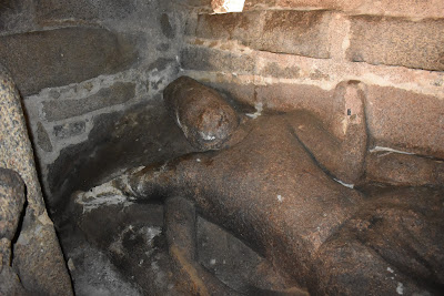 Sleeping idol inside Shore Temple, Mamallapuram