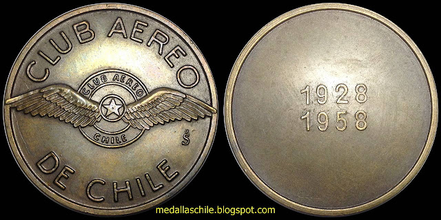 Medalla Conmemorativa 30 Años Club Aéreo de Chile