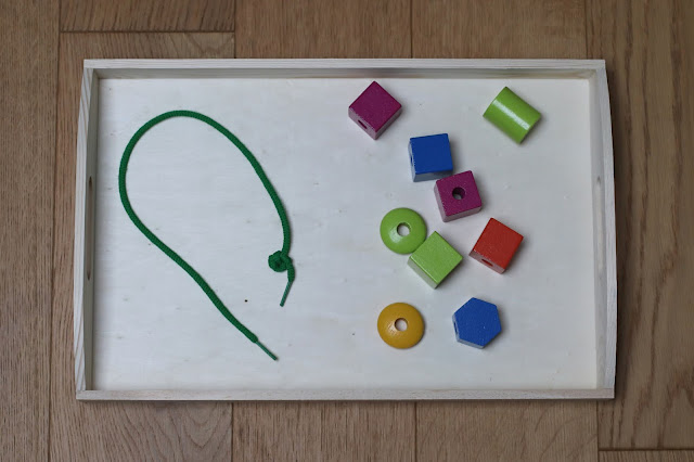 1-2 ans : puzzles et boîtes à formes lui plaisent
