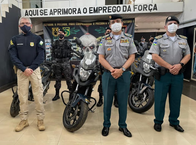 Em Rondônia, PRF realiza a doação de cinco motocicletas para a PMRO