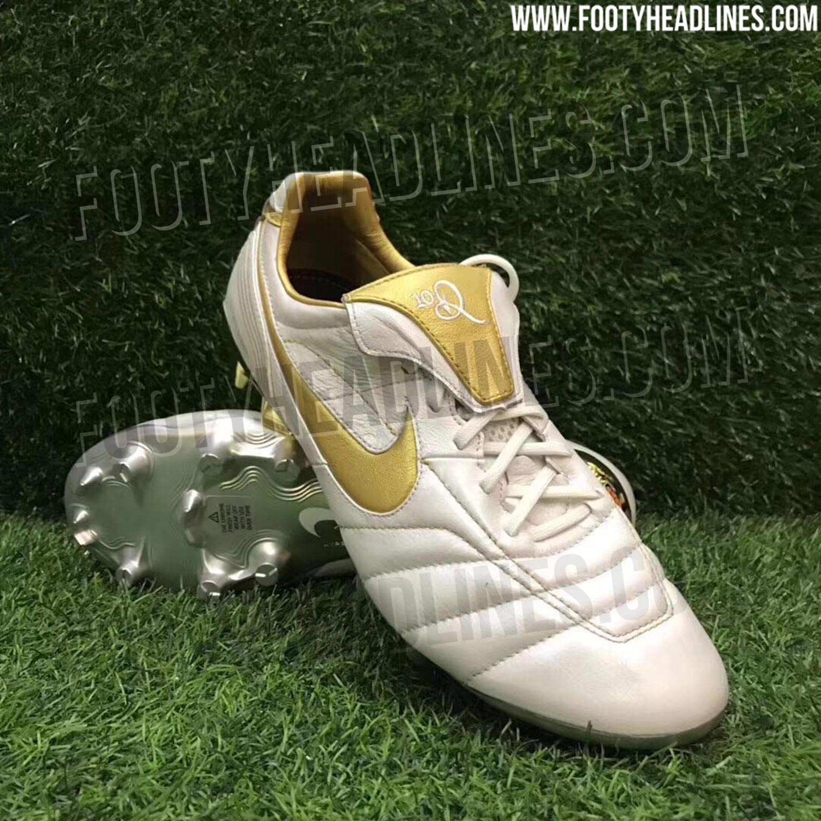 nike tiempo 10r gold